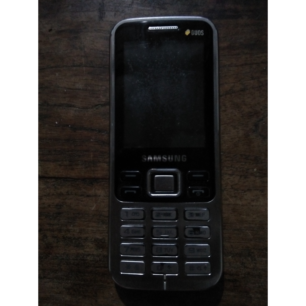 Hp Samsung GT-C3322 Duos Handphone Dual SIM Preloved Tanpa Baterai dan Charger