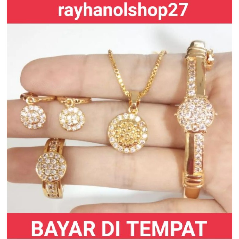 Set perhiasan wanita dewasa Titanium anti karat full mutiara putih-full permata lapis emas gold
