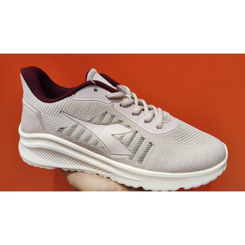 Ori Sale 50% Sepatu Diadora Putih agak Pink CARPE