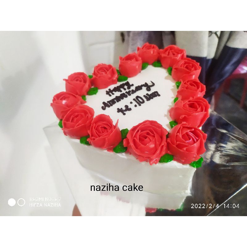 naziha cake/kue ultah/love