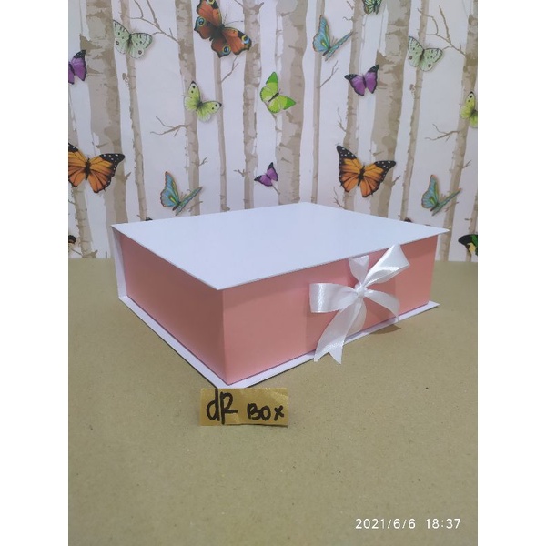 

Kotak Kado | Box Pita | Box Exclusive | Box Hampers Valentine | Kotak Pink | Box Pink | Box Parcel