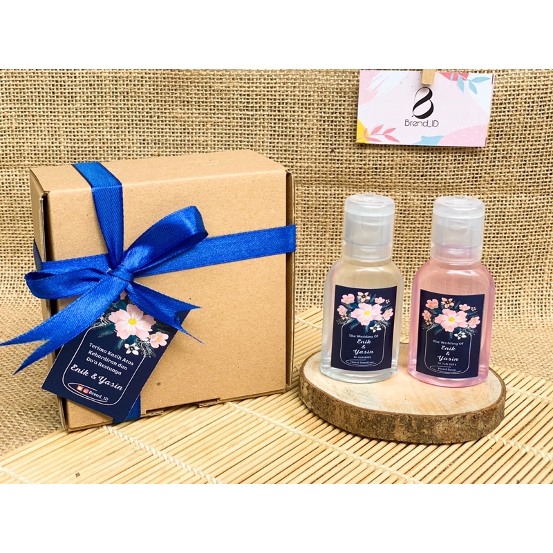 Souvenir Hand Sanitizer dan Hand Soap/ Souvenir pernikahan
