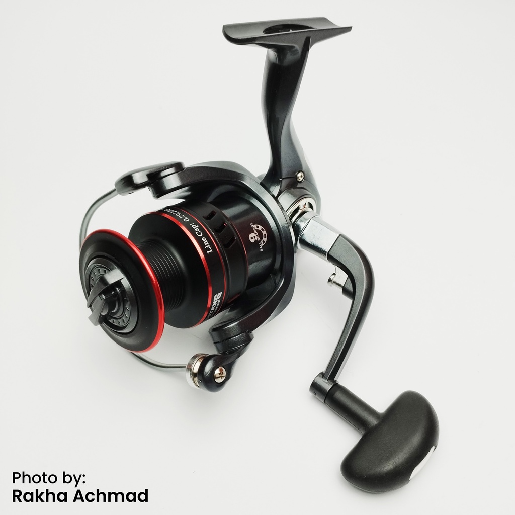 Reel Pancing Daido Mustang Spin BMM 3000 Hobby Series FREE HANDLE! (Red/Gold)