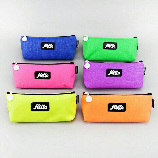 

HELLO HIGHLIGHT CANVAS PENCIL CASE