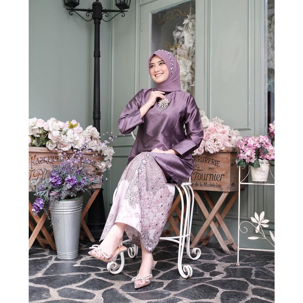 AZURAH SCRAF // Setelan Kebaya Modern | Baju Kebaya | Baju Kurung Malaysia | Setelan Kebaya Tafeta | Set Kebaya Modern | SET CHANTIKA