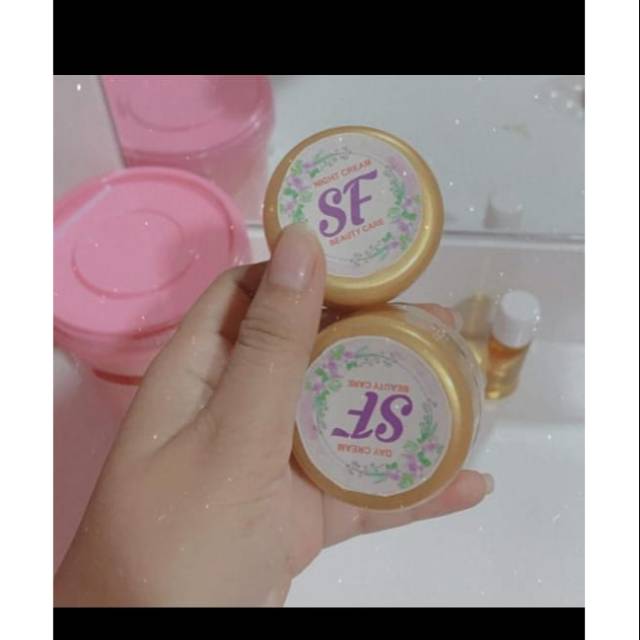 SF GLOWING+ ELSA SKINCARE