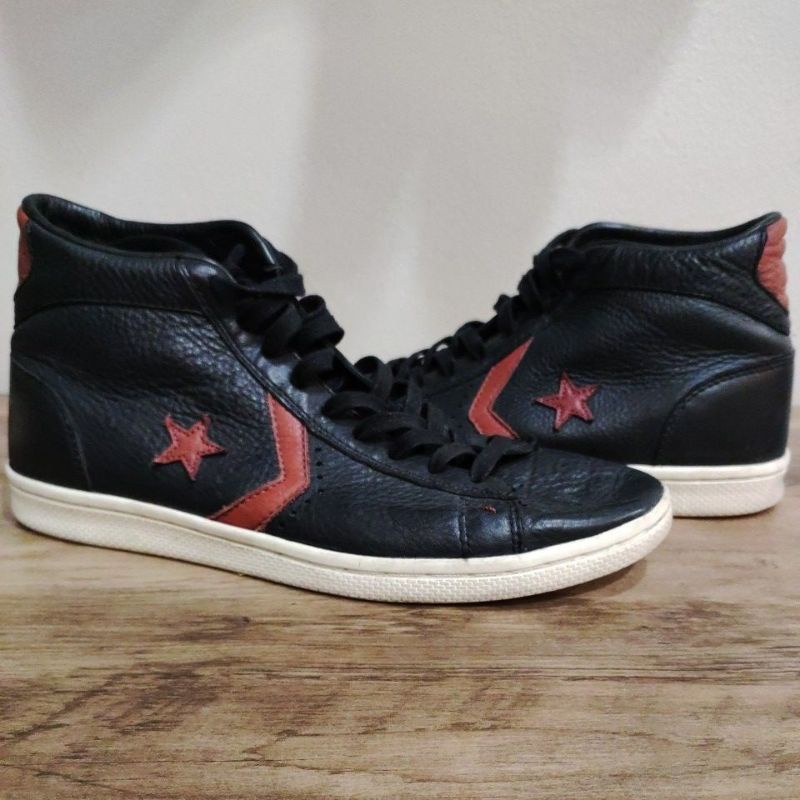 STHIRA | CONVERSE JOHN VARVATOS PRO LEATHER