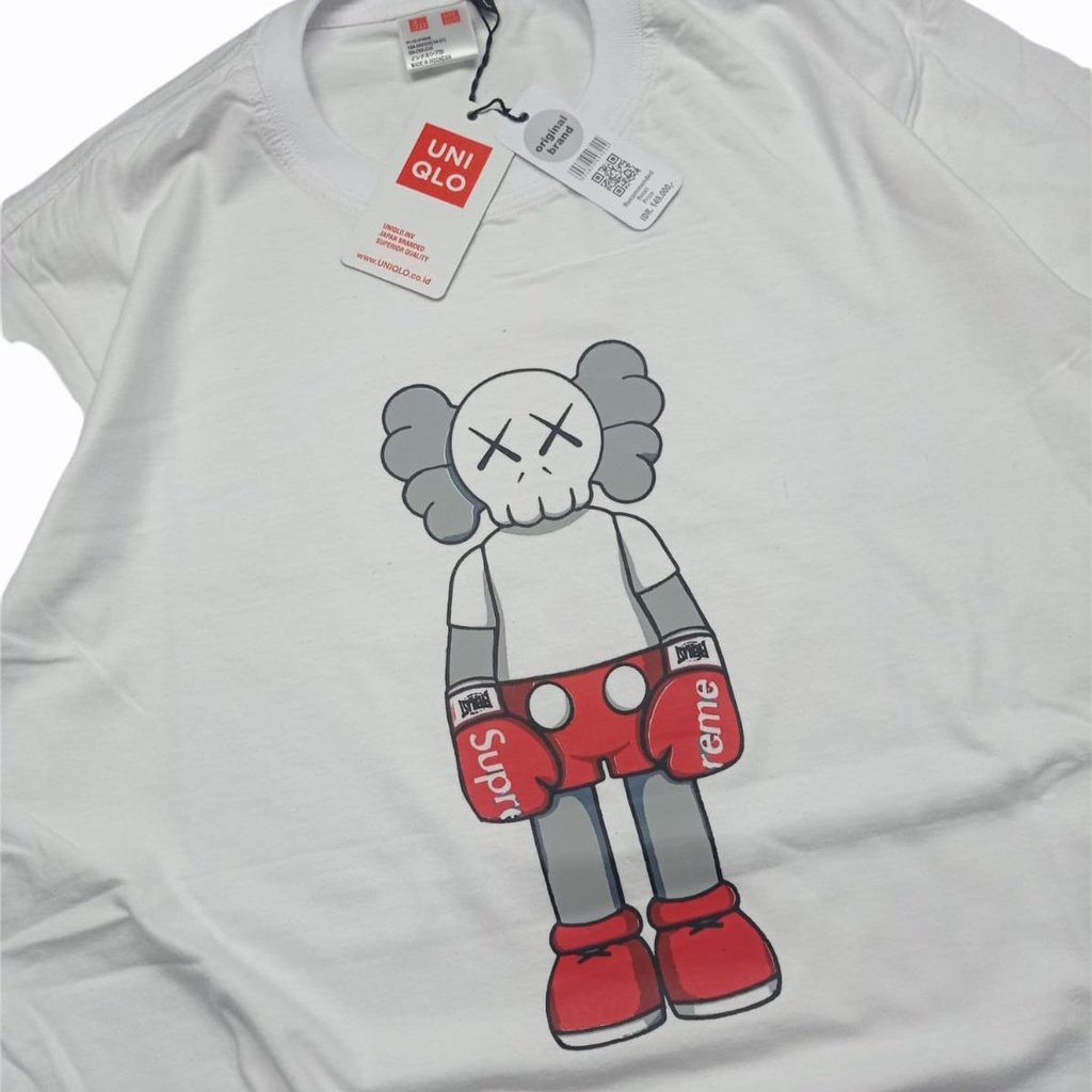 kaos distro kasual t-shirt uniqlo pakaian unisex dewasa-1