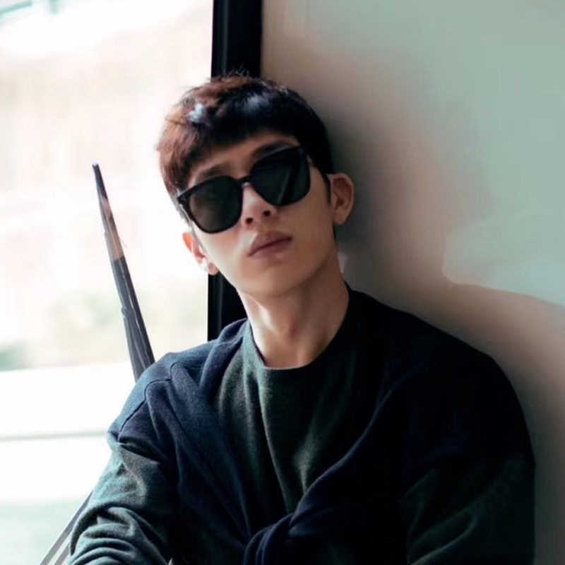 We Flower Cool Black Square Sunglasses Untuk Pria Wanita Chic Model Shades UV400 Protect Driving Kacamata Korea Trendy Eyeglasses Outdoor OOTD Eyewear