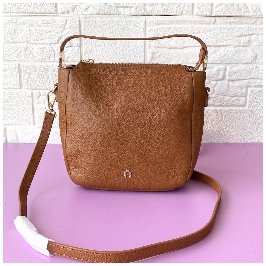 Tas Wanita Branded Aigner Roma Crossbody Bag Cognac 20 x 19 x 6.5 cm 100% Original Hopestead Store
