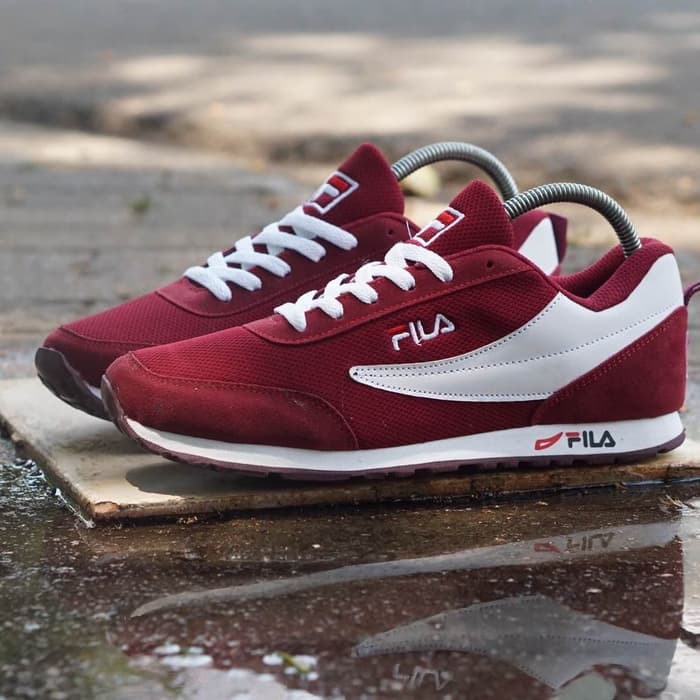 sepatu fila pria untuk jalan dan santai