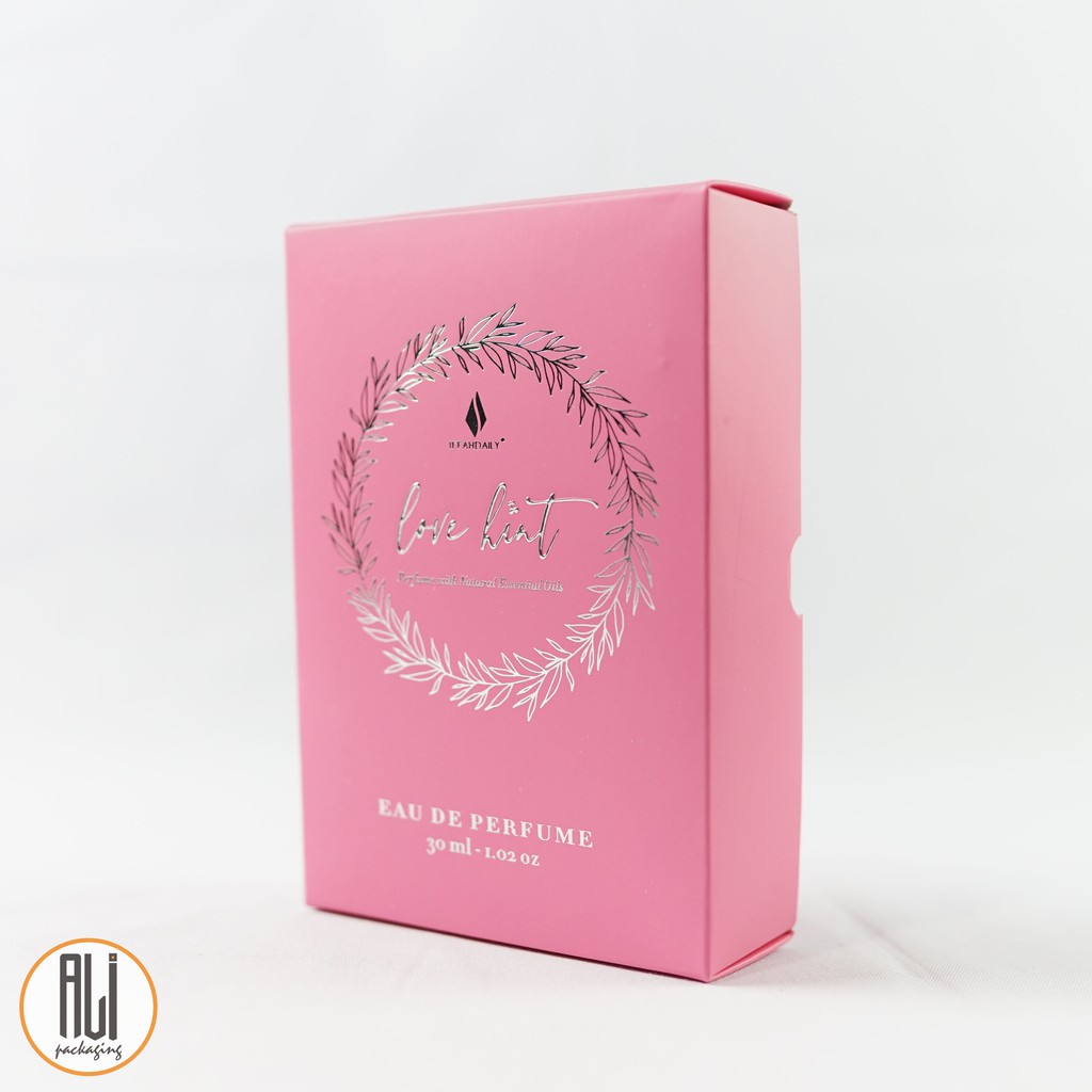 

CUSTOME KEMASAN / PACKAGING PREMIUM UNTUK BAJU, KERUDUNG, KAIN, PARFUME DLL (UK. 9,6x15,1x 3,5 CM)