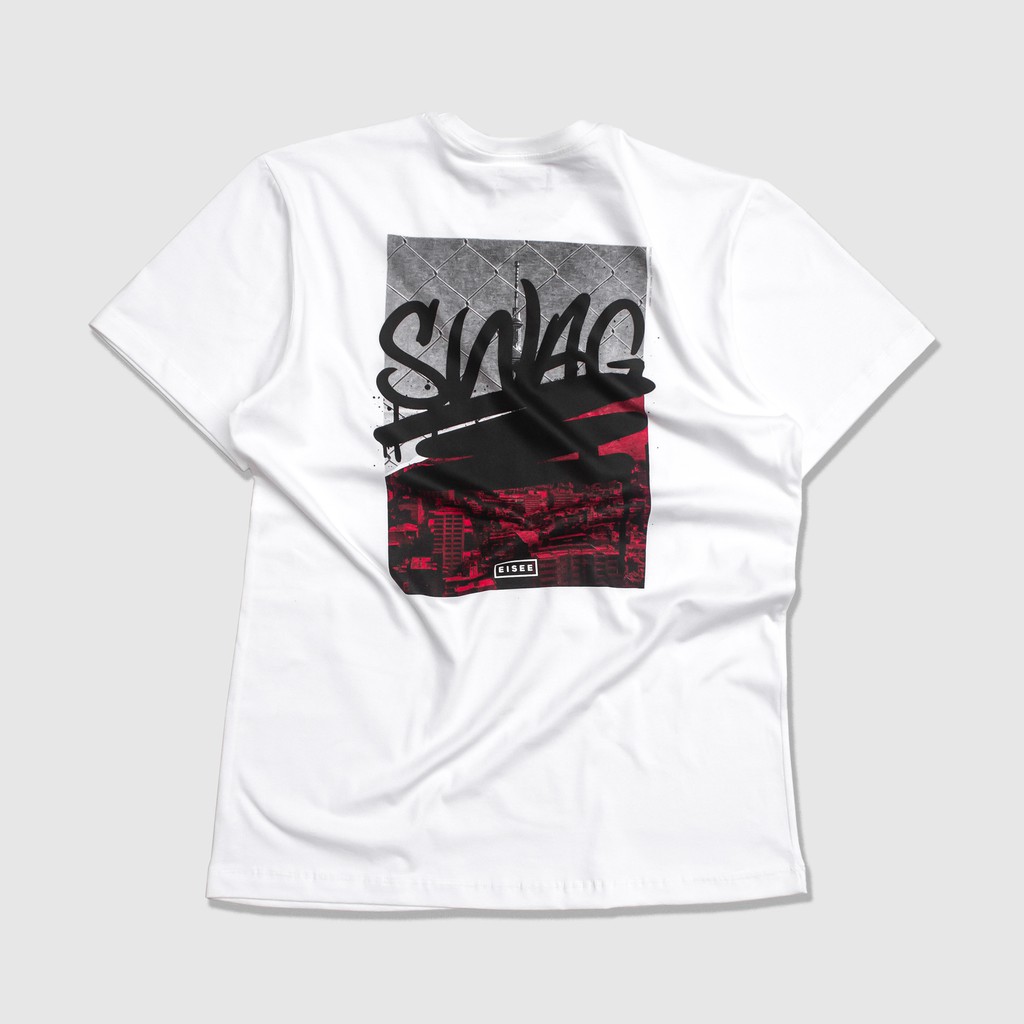 Eisee T-shirt Putih: SWAG