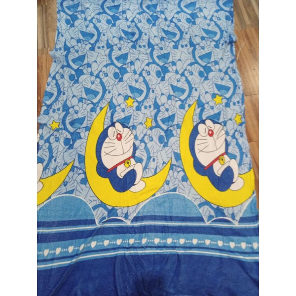 SELIMUT KARAKTER/SELIMUT KARAKTER DORAEMON/SELIMUT ANAK