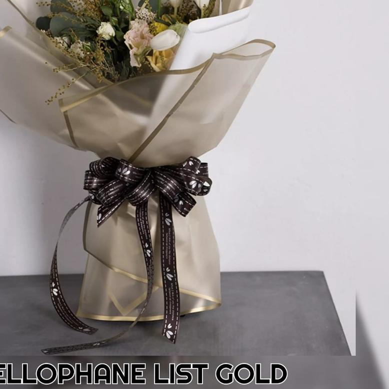 

♣ CHAT TANYA STOCK TERLEBIH DAHULU SEBELUM MEMESAN / FLOWER WRAPPING PAPER LIST GOLD / KERTAS BUKET BUNGA LIST MAS HAND BOUQUET / CELLOPHANE LIST GOLD (20 LEMBAR) ➢