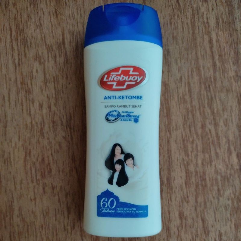 Shampoo lifebuoy anti ketombe 170ml.