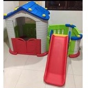 PRELOVED PLAY GROUND MERK TOBEBE PLAY HOUSE