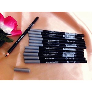 Pensil Alis MAC