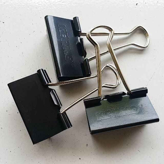 

Binder clip