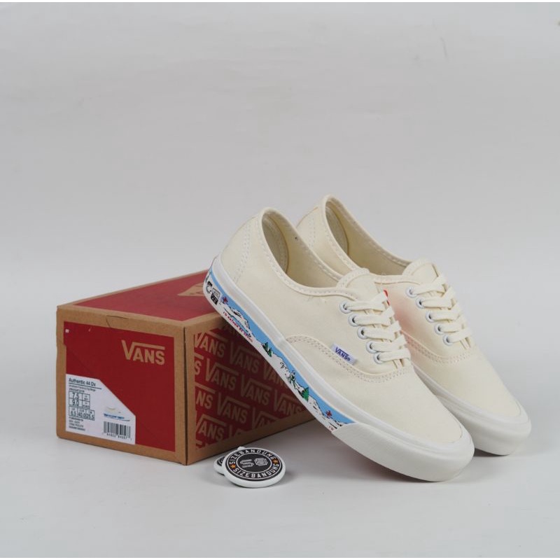 Sepatu Vans Authentic 44 DX Amaheim Factory OG Beige