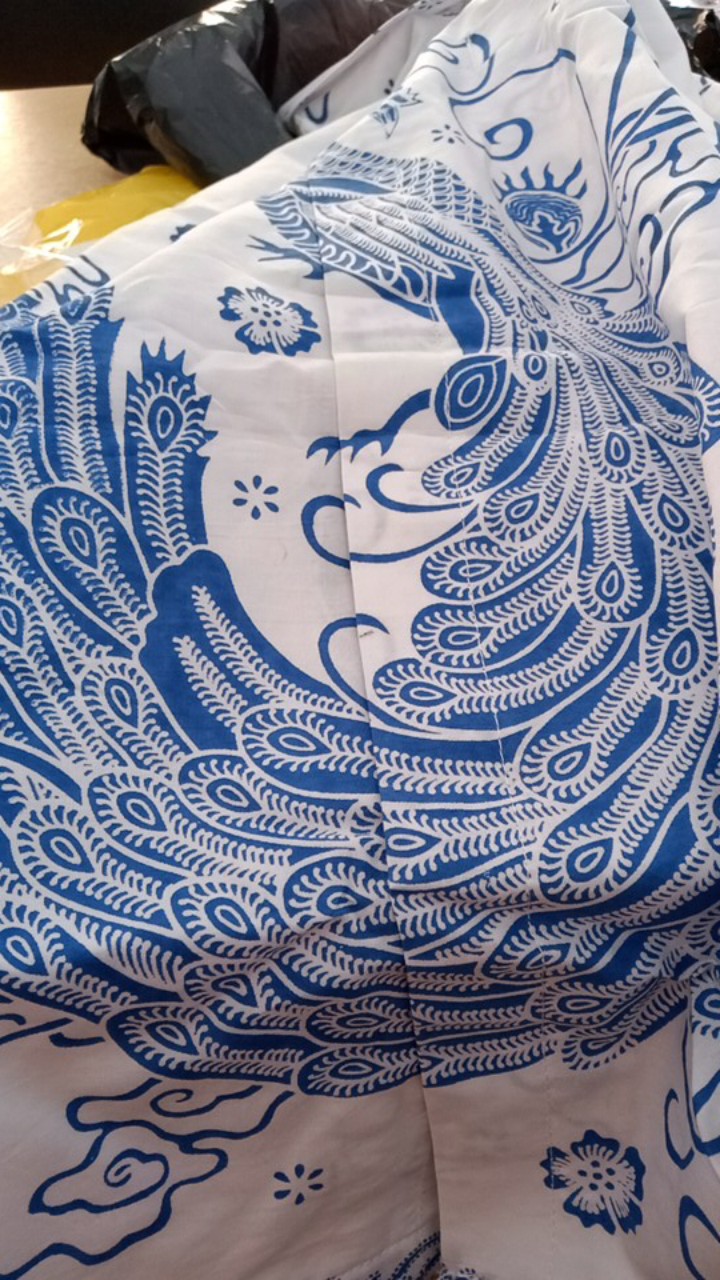 Merak Putih Atasan Premium Kemeja Batik Solo Pria Lengan Panjang Modern Lapis Furing Aljaya Suket