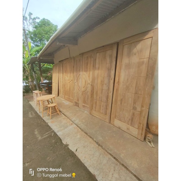 Daun pintu jati