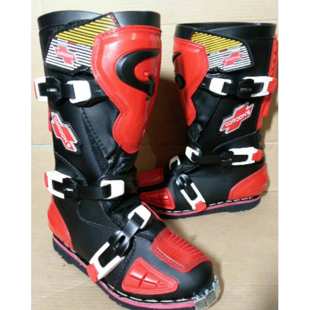 Sepatu cross gordonz A02 motif