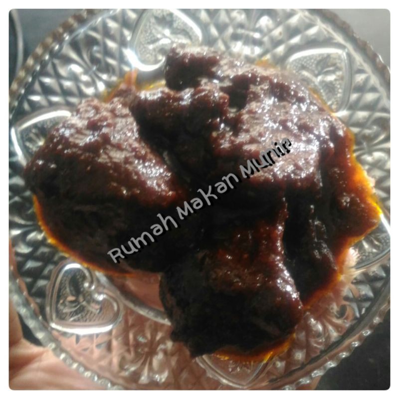 

Rendang Daging Sapi Khas Rumah Makan Munir Kemasan 1/2kg