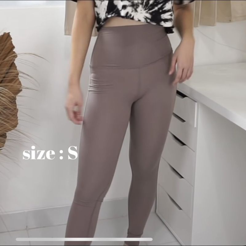 STL korea legging brown size S