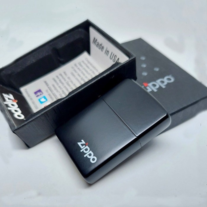 Korek Api Zippo Matte Hitam Logo Bawah Grade Ori