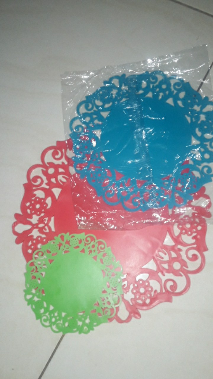 Tatakan Gelas Piring Silikon Model Renda Floral