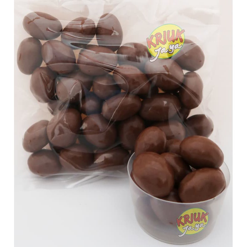 

COKLAT TELUR ISI KACANG ALMOND
