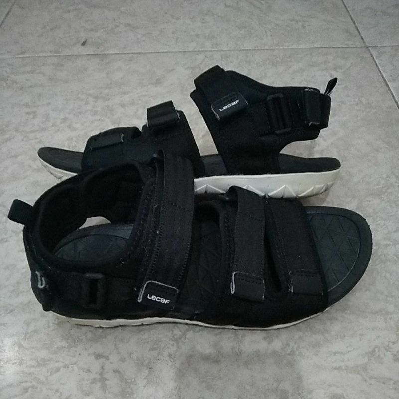 Sandal Gunung Lecaf