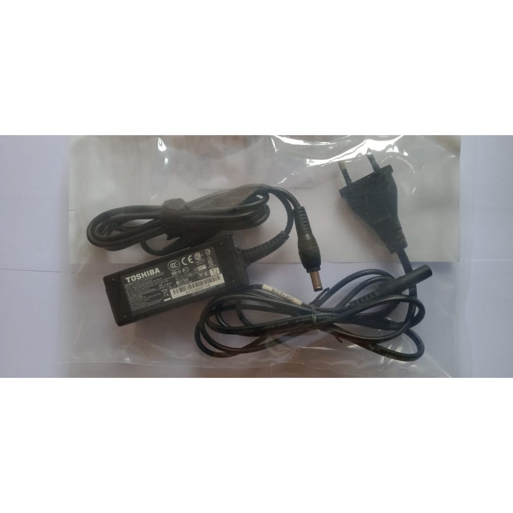 Charger laptop toshiba 1.58 A (19V)-10&quot;