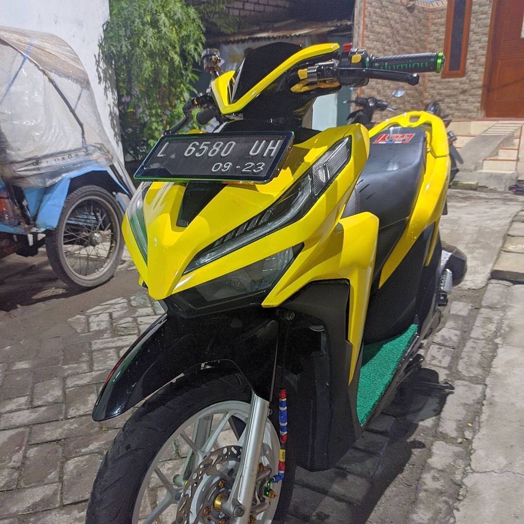 Sapporo Ultimate M80 Ninja Yellow / Cat Spray Semprot Aerosol Terbaik