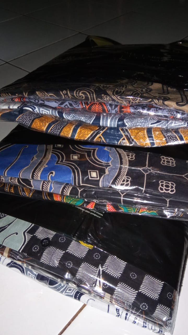 Hem Pendek Pria Aksa Batik Leonard