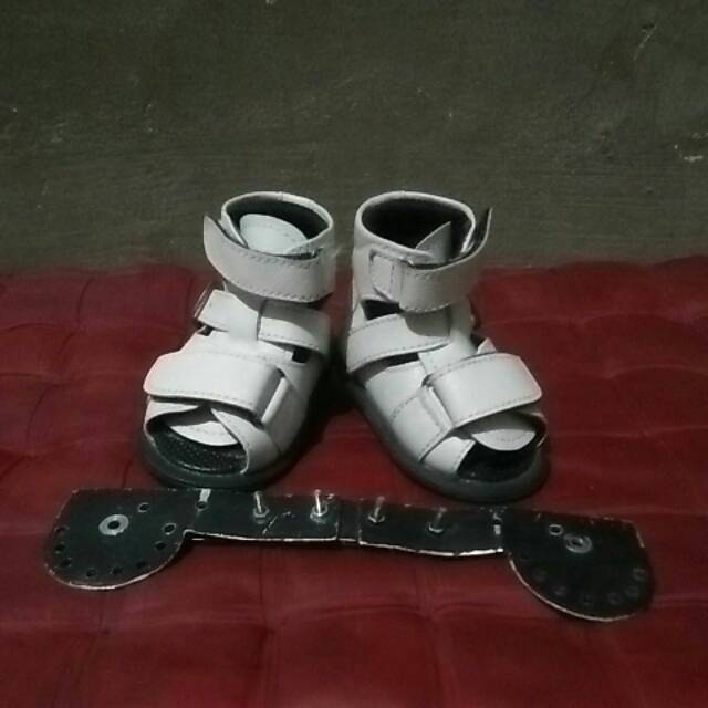Sepatu koreksi ctev bayi bahan kulit asli ukuran 3-9 bulan