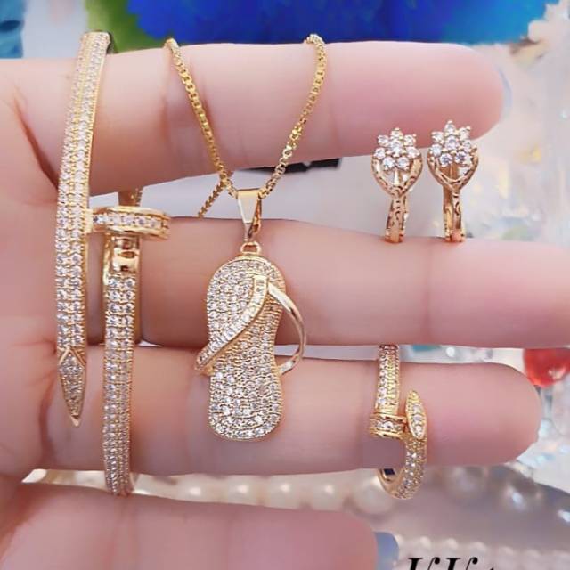  Perhiasan  Xuping Satu Set lapis emas 24k 2604 Shopee Indonesia