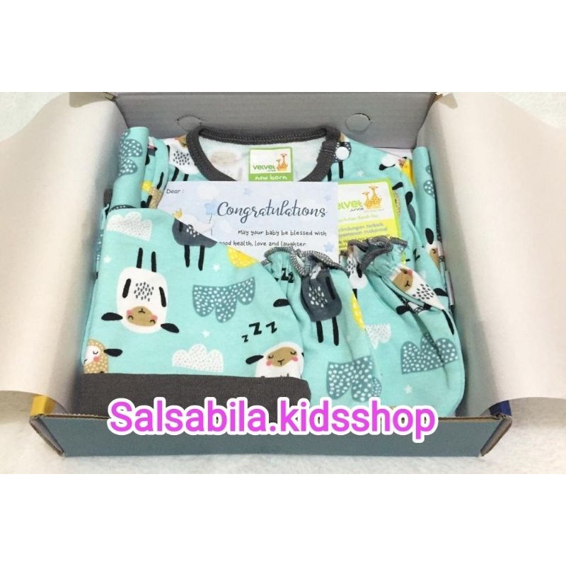 HAMPERS BAYI NEWBORN VELVET JUNIOR / KADO LAHIRAN BAYI MURAH-PAKET SET VELVET B