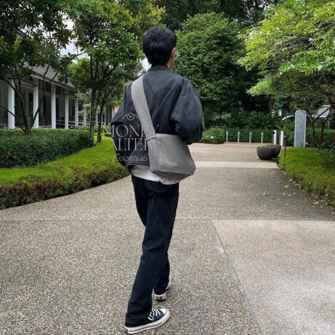 LONDON BAG / Tas Selempang Canvas / Canvas Sling Bag