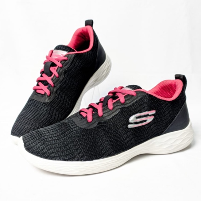 Sepatu Slop Wanita Model Korea Sepatu Sketchers  Sepatu  Slip on Wanita Sneaker  Flyknit Import Korea Wanita Go Elite