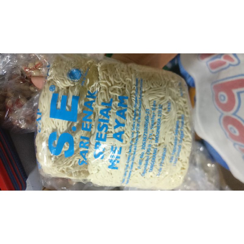 

Mi ayam spesial SE isi 12