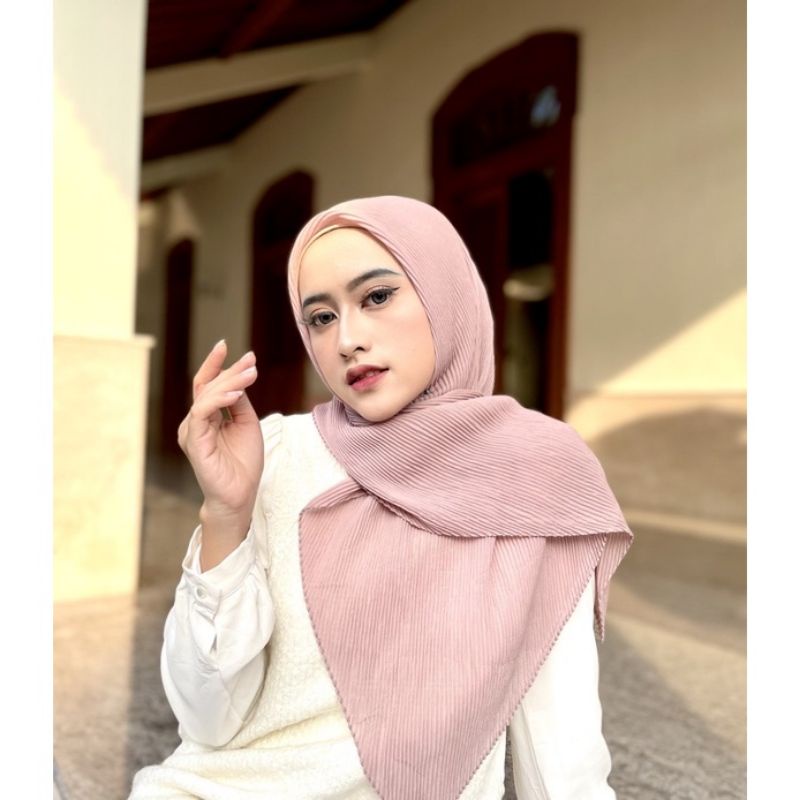 Segi Empat Plisket Premium Hijab Plisket Segi empat Hijab Plisket