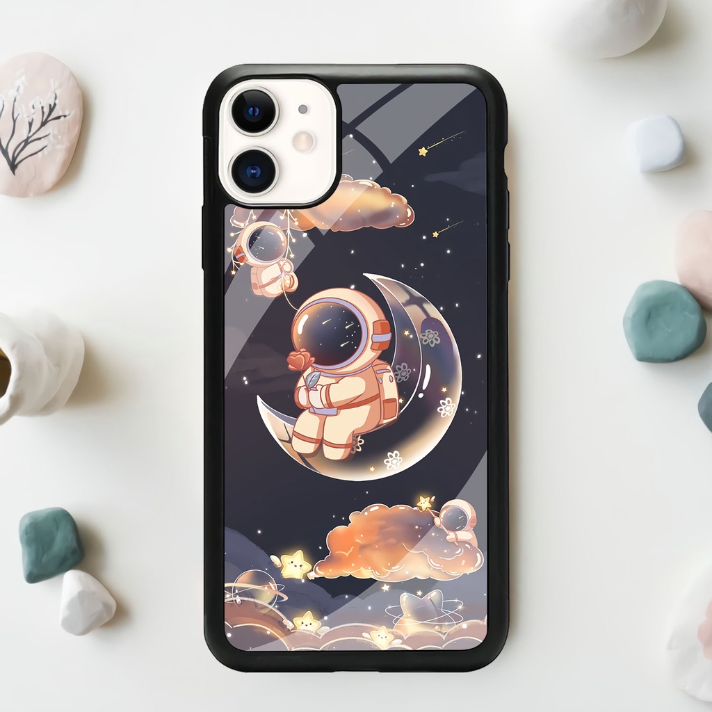 Case Glossy Iphone 11  | Ip11 | Casing Kilau Hp Iphone | Pelindung Hp | Motif Astronot mini