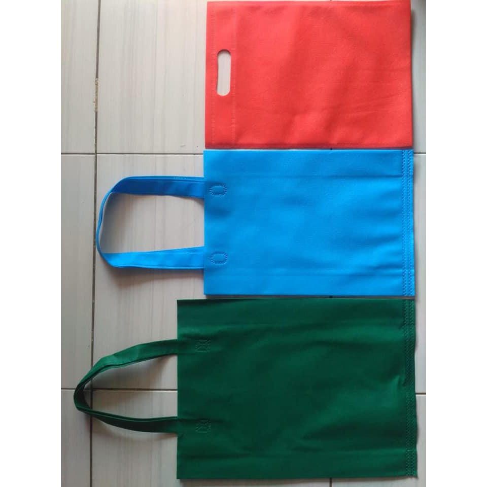 Tas Spunbond Tali Handle 25x35x8 / Goodie Bag / Tas Kantong Kain Polos Hajat Souvenir Tebal