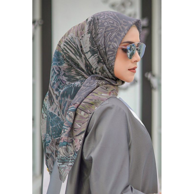 Buttonscarves The Farsha Voal in Stone