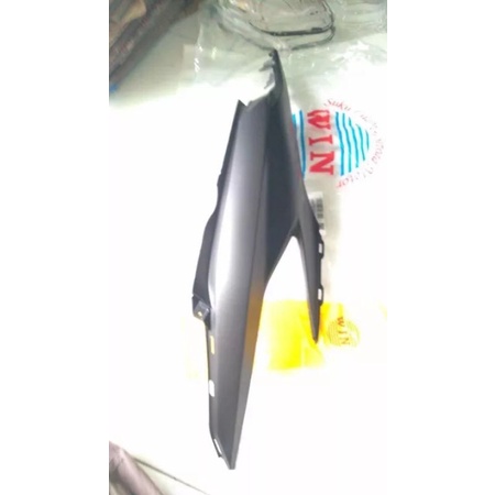coverbody cover body vario new 125 150 2018 2020 kanan hitam doff