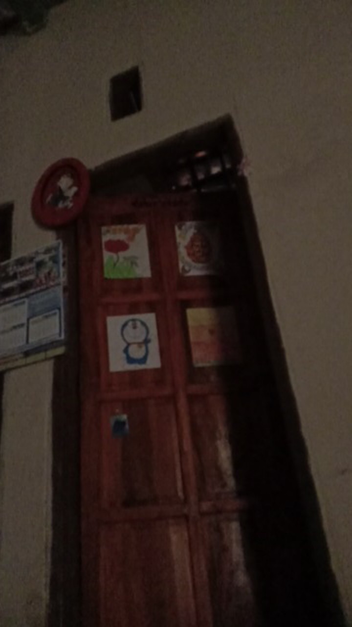 Mama Lemon Sabun Cairan Pencuci Piring Gelas Dan Wadah Plastik 780 Ml