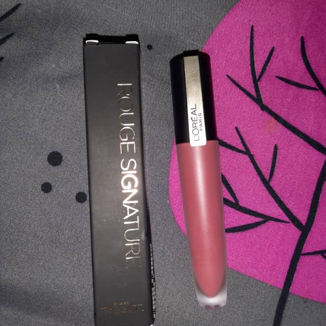 Lipstik loreal rouge signature preloved