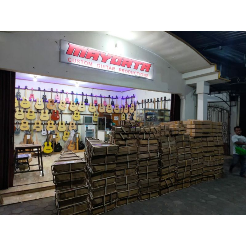 gitar akustik yamaha jumbo tanam besi-5